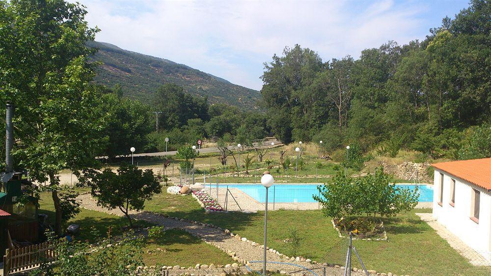 Hotel Valle Del Jerte Los Arenales Exterior foto