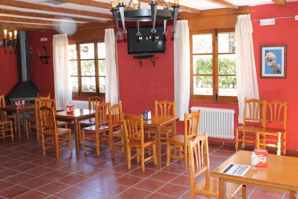 Hotel Valle Del Jerte Los Arenales Exterior foto